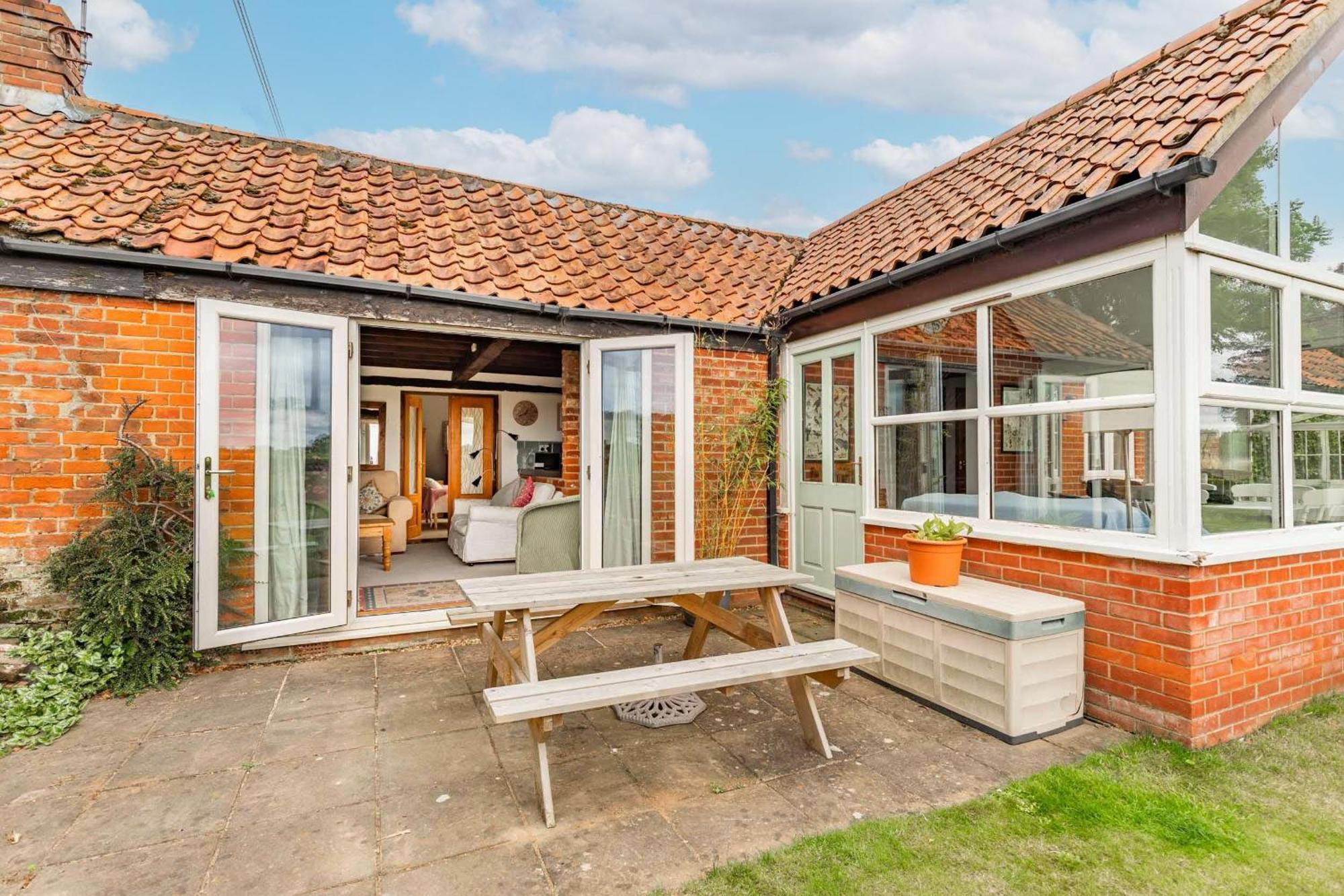 Host & Stay - Woodfalls Barn Burgh and Tuttington المظهر الخارجي الصورة